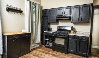 604 Comstock, Adrian, MI 49221