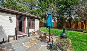 5735 BRADLEY Blvd, Bethesda, MD 20814