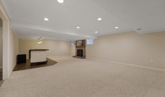 6109 CLEARWOOD Rd, Bethesda, MD 20817