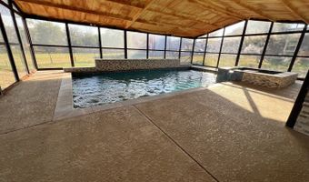 166 Big Oak Dr, Adkins, TX 78101