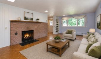 1105 S TIMMERS Ln, Appleton, WI 54914