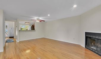 10 Valley Run Dr 10, Cromwell, CT 06416