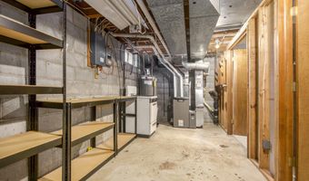 1276 Kuehnle Ct, Ann Arbor, MI 48103