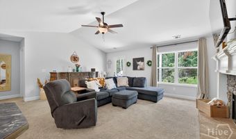 151 Rolling Woods Ln, Hull, GA 30646