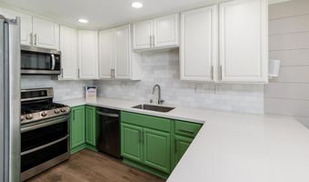 811 Highland Dr, Solana Beach, CA 92075