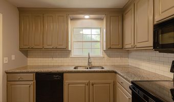 114 Fox Meadow Dr, Brandon, MS 39042