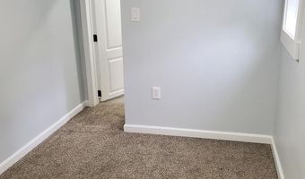 8 S GOVERNORS Ave, Dover, DE 19904