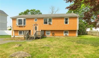 47 Allston Ave, Middletown, RI 02842