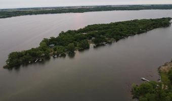 108 Lakota Is, Big Stone City, SD 57216