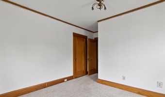 175 Summer St, Auburn, ME 04210
