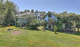 264 Sowams Rd, Barrington, RI 02806