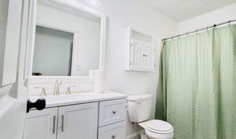 132 Briar Ave, Bedford, IN 47421
