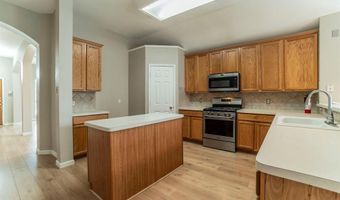 5605 Overland Dr, The Colony, TX 75056