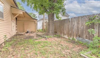 222 N 1st St, Arkansas City, KS 67005