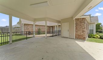 17647 Lake Azalea Dr, Baton Rouge, LA 70817
