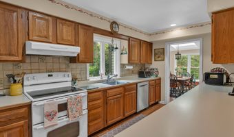 17 Long Hill Farm, Guilford, CT 06437