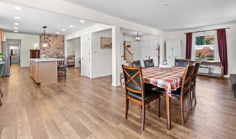 3146 CLUB Dr, Allentown, PA 18103