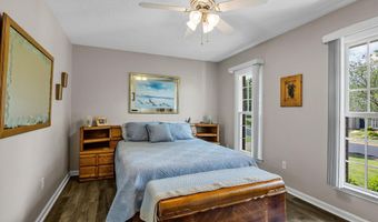 121 Lewis Burnett Dr, Boiling Springs, SC 29316