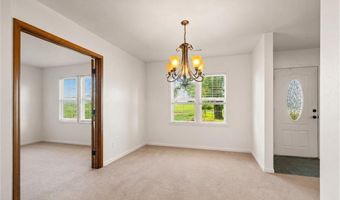9012 NW State Route 52 Hwy, Amoret, MO 64722