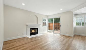 251 Royal Glen Dr, Fallbrook, CA 92028