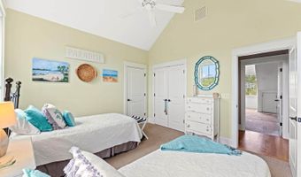 4550 Cape Island Dr, Awendaw, SC 29429