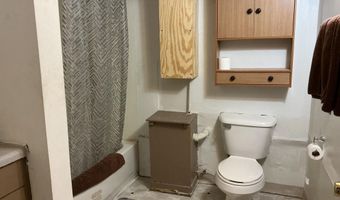 1019 S Lincoln St, Aberdeen, SD 57401