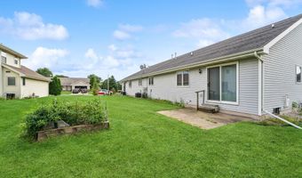 1670 W ROSELAWN Dr, Appleton, WI 54914