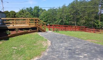 14 Manor Dr, Beattyville, KY 41311