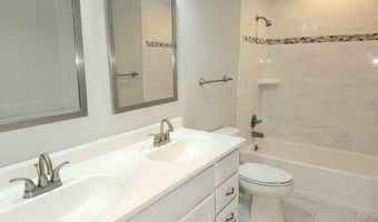 1660 Pond Shore Dr, Ann Arbor, MI 48108