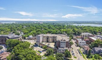 1802 Monroe St 304, Madison, WI 53711