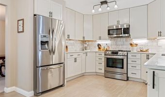 14 Greystoke Ct, Ballwin, MO 63021