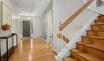 6113 GOLDTREE Way, Bethesda, MD 20817