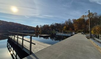 47 Lakeside Dr, Alloway, NJ 07461