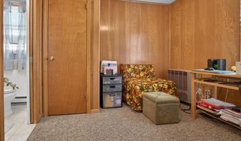 6 Arbeth Ave, Narragansett, RI 02882