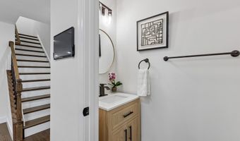 415 E MASON Ave, Alexandria, VA 22301