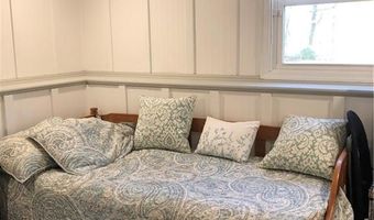 70 Mohawk St, Cumberland, RI 02864