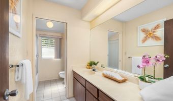 46-276 Nahewai St, Kaneohe, HI 96744