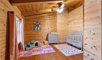 1671 Burns Ct, Austin, IN 47102