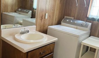 515 Englewood Dr, Abbeville, AL 36310