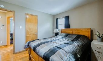8634 Allen Rd, Allen Park, MI 48101