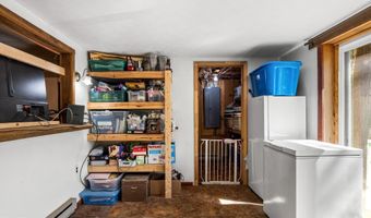 513 FAIRWAY Dr, Basye, VA 22810
