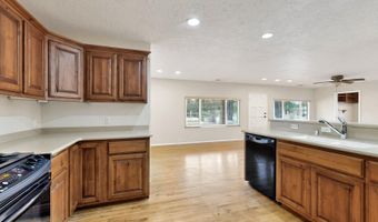 2215 MARGARET Dr, Bosque Farms, NM 87068