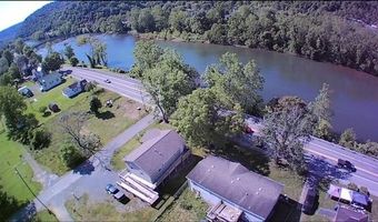 127 Calhoun St, Alderson, WV 24910