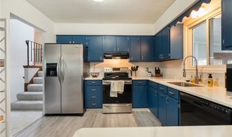13795 Overcrest St NE, Alliance, OH 44601