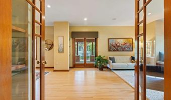 5870 Persimmon Dr, Fitchburg, WI 53711