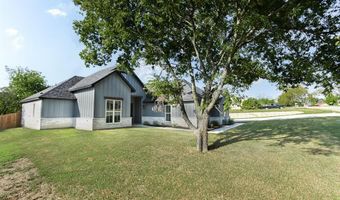 204 Oakdale Dr, Aledo, TX 76108