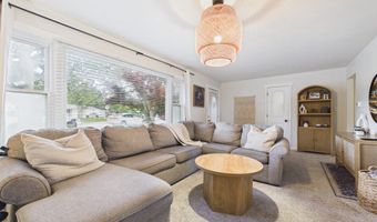 415 Linden Ln, Anderson, IN 46017