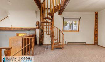 9267 Red Creek Rd, Casper, WY 82604