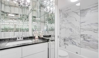 20301 W Country Club Dr 526, Aventura, FL 33180