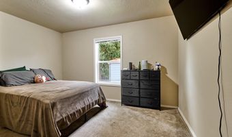 11633 WARBLER Ln, Aurora, OR 97002